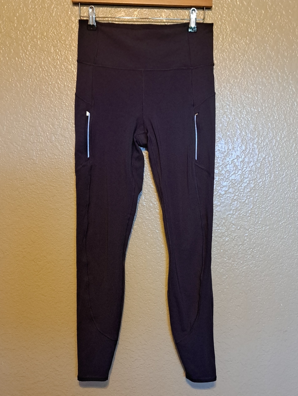 Athleta Women's High-Waist Purple Rainier Tight Leggings. Size M/T.